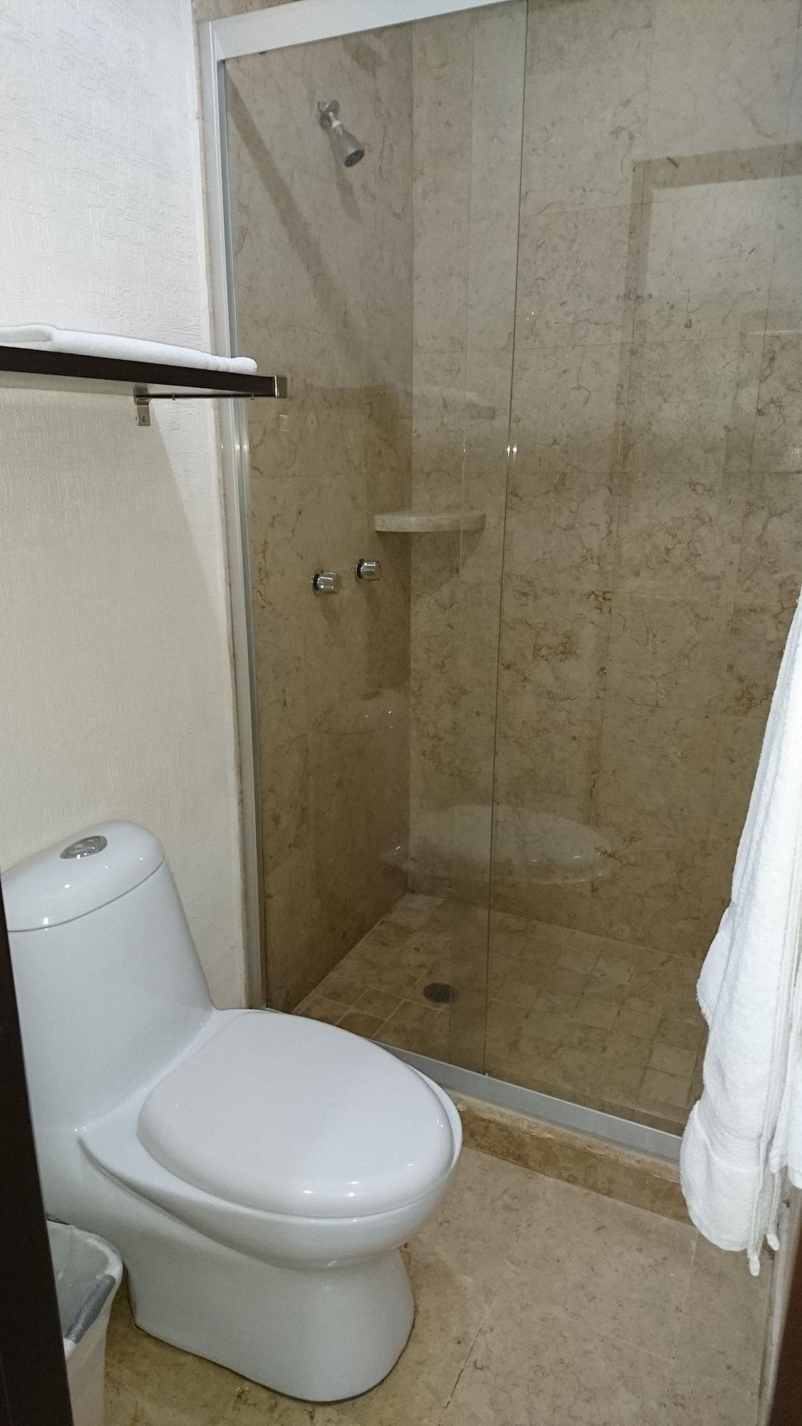 Homesuites Zaragoza Culiacán Zewnętrze zdjęcie