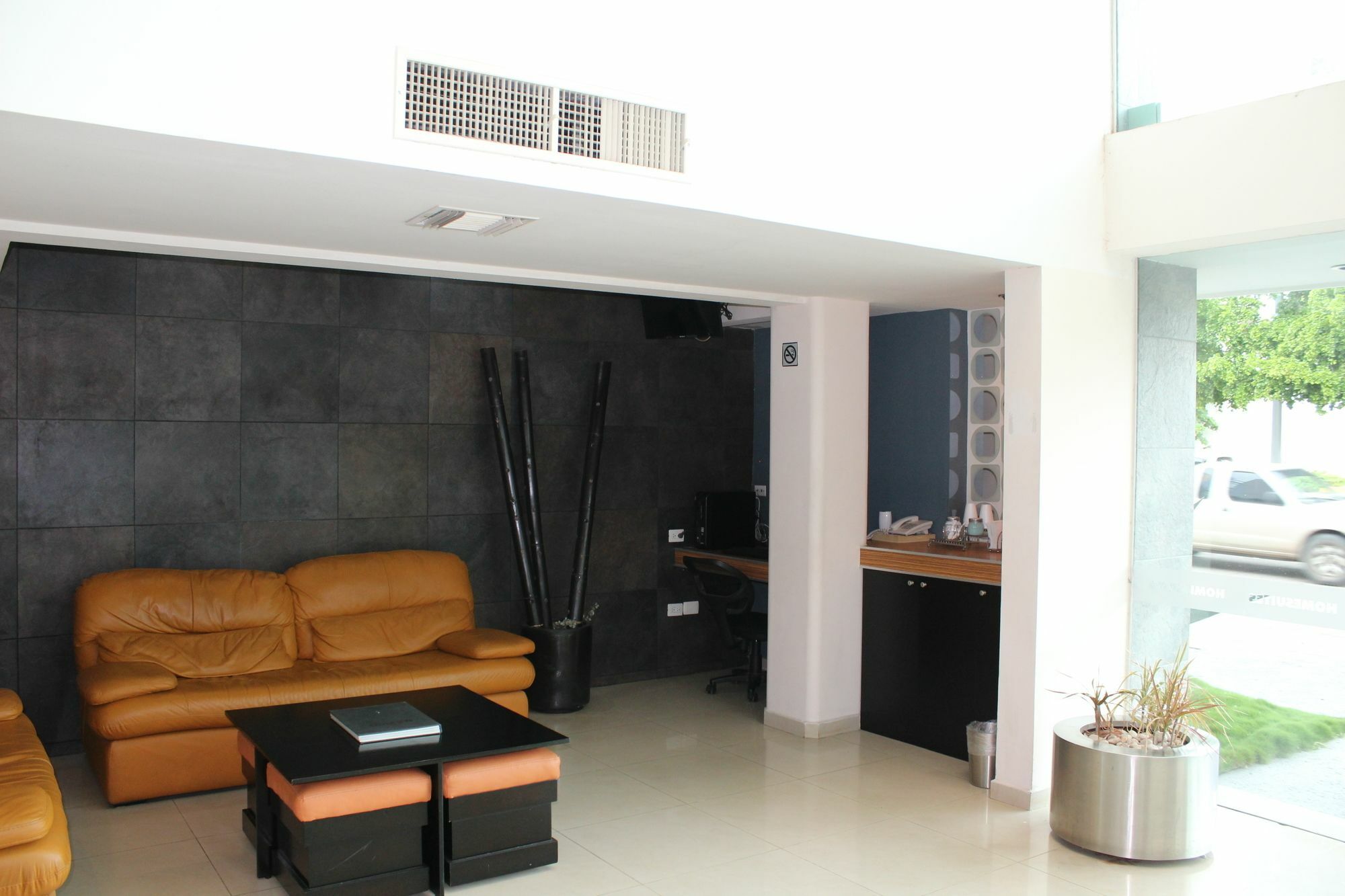 Homesuites Zaragoza Culiacán Zewnętrze zdjęcie